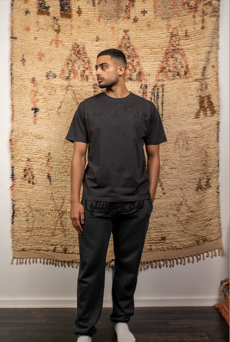 sustainable charcoal unisex tee