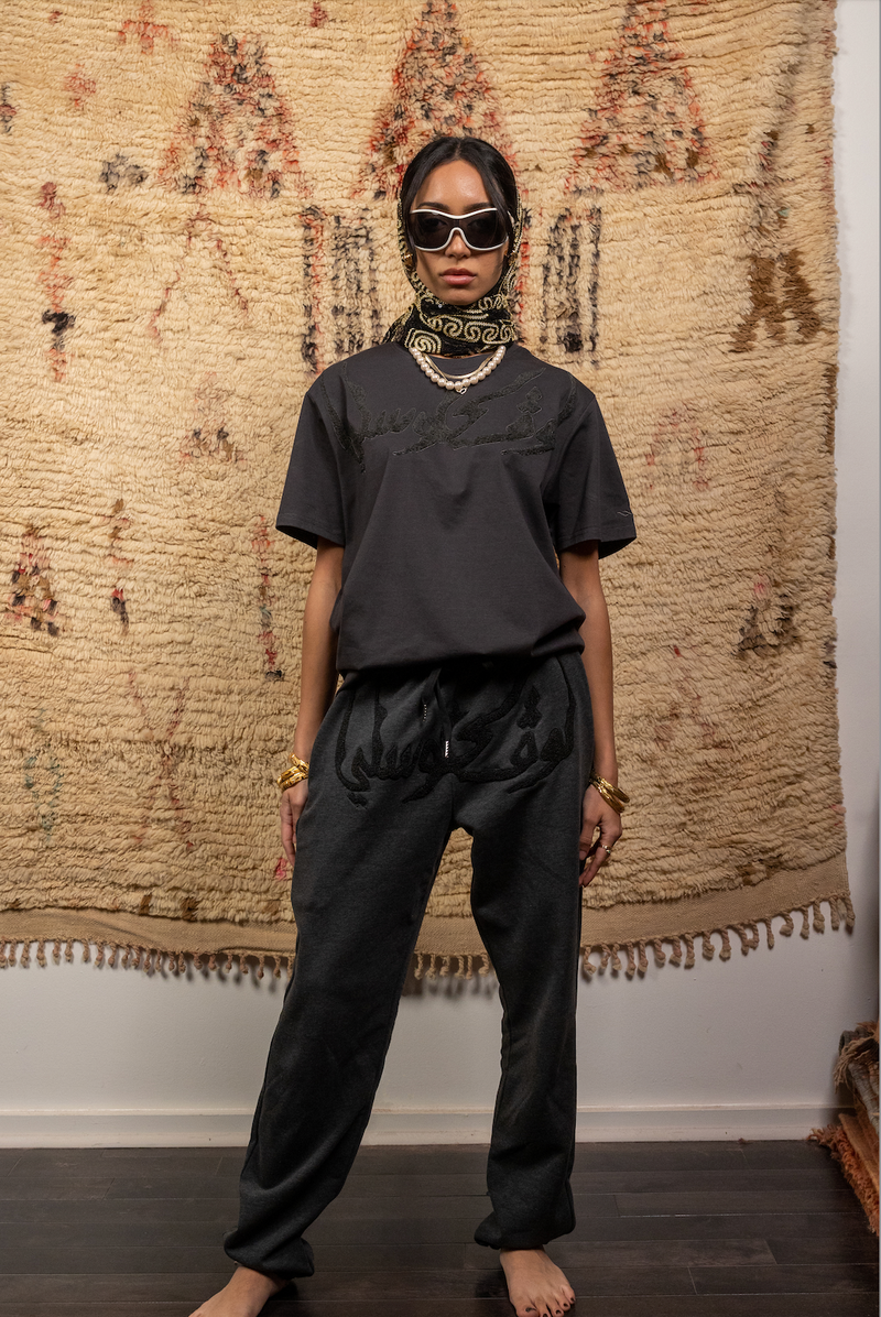 sustainable charcoal unisex tee